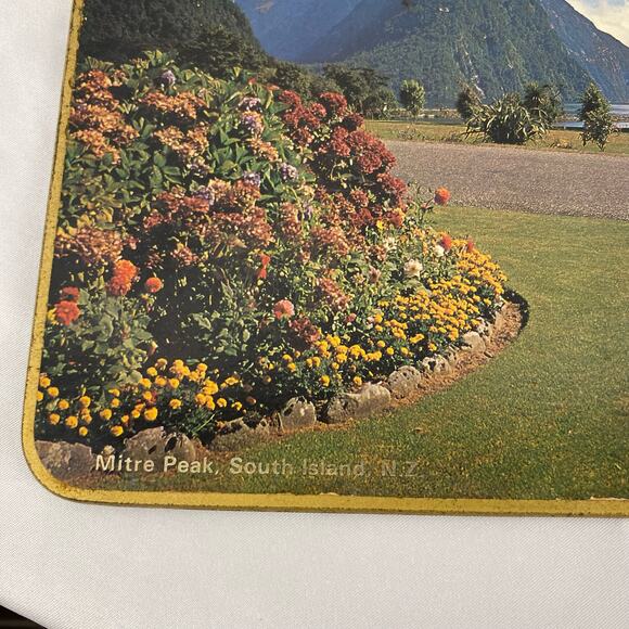 Vintage Set of Three New Zealand Souvenir Place Mats 9x7" - Picture 7 of 10